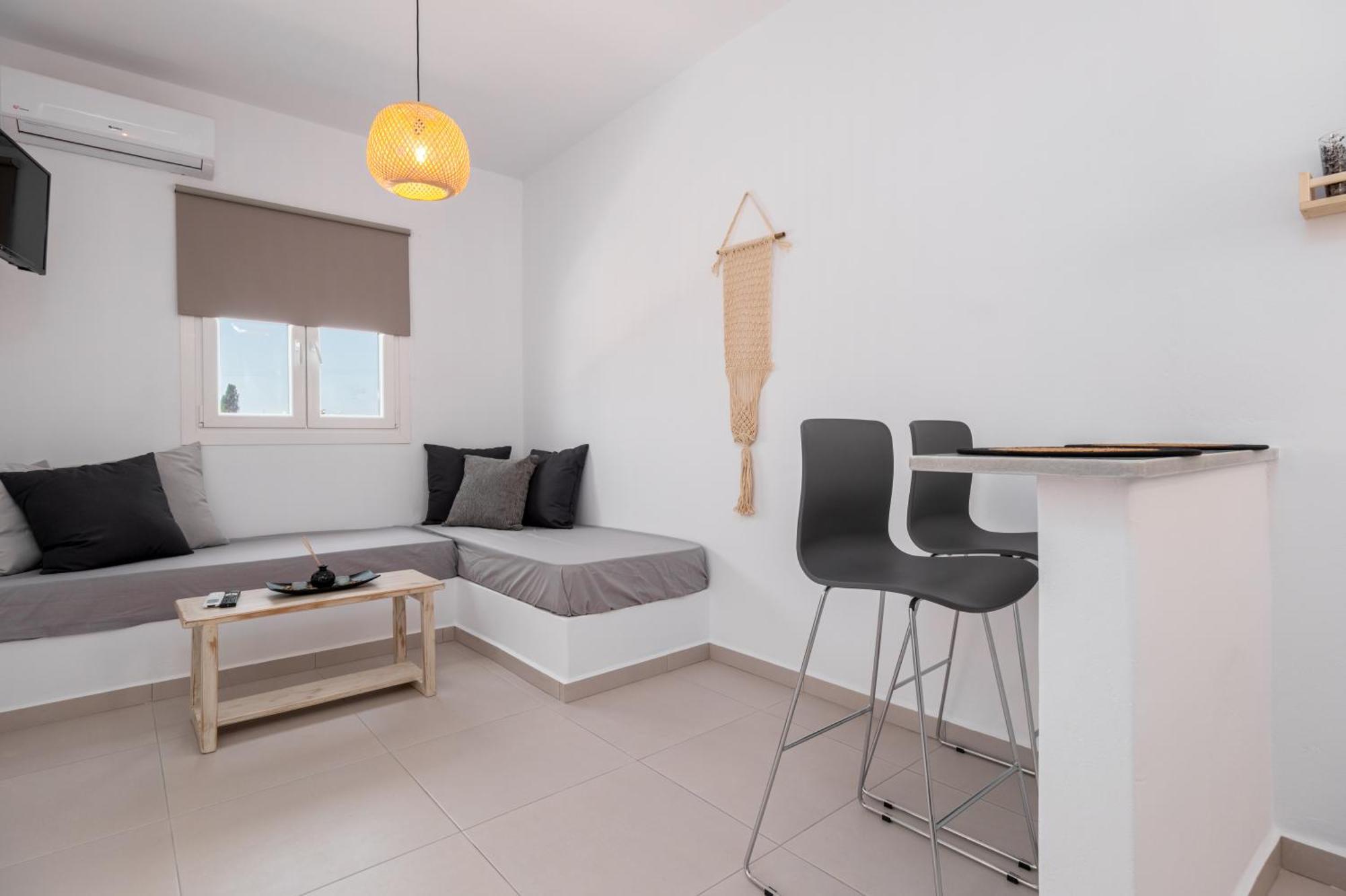 Althea Paros Aparthotel Науса Екстериор снимка